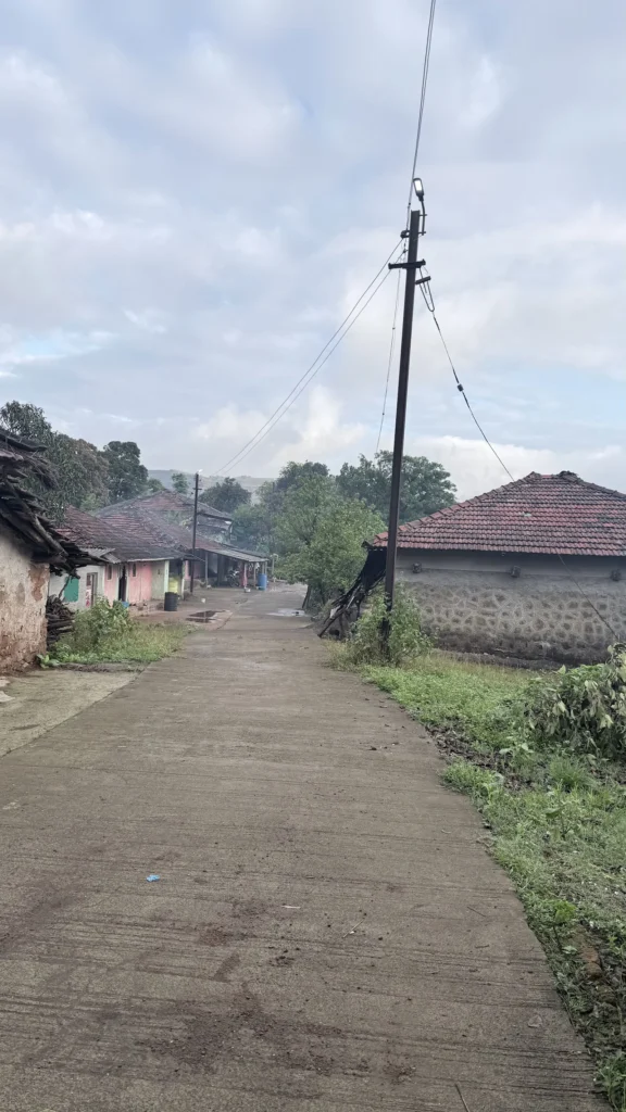 Ratangad fort trek near Bhandardara with Trek & Travel With Sakhi